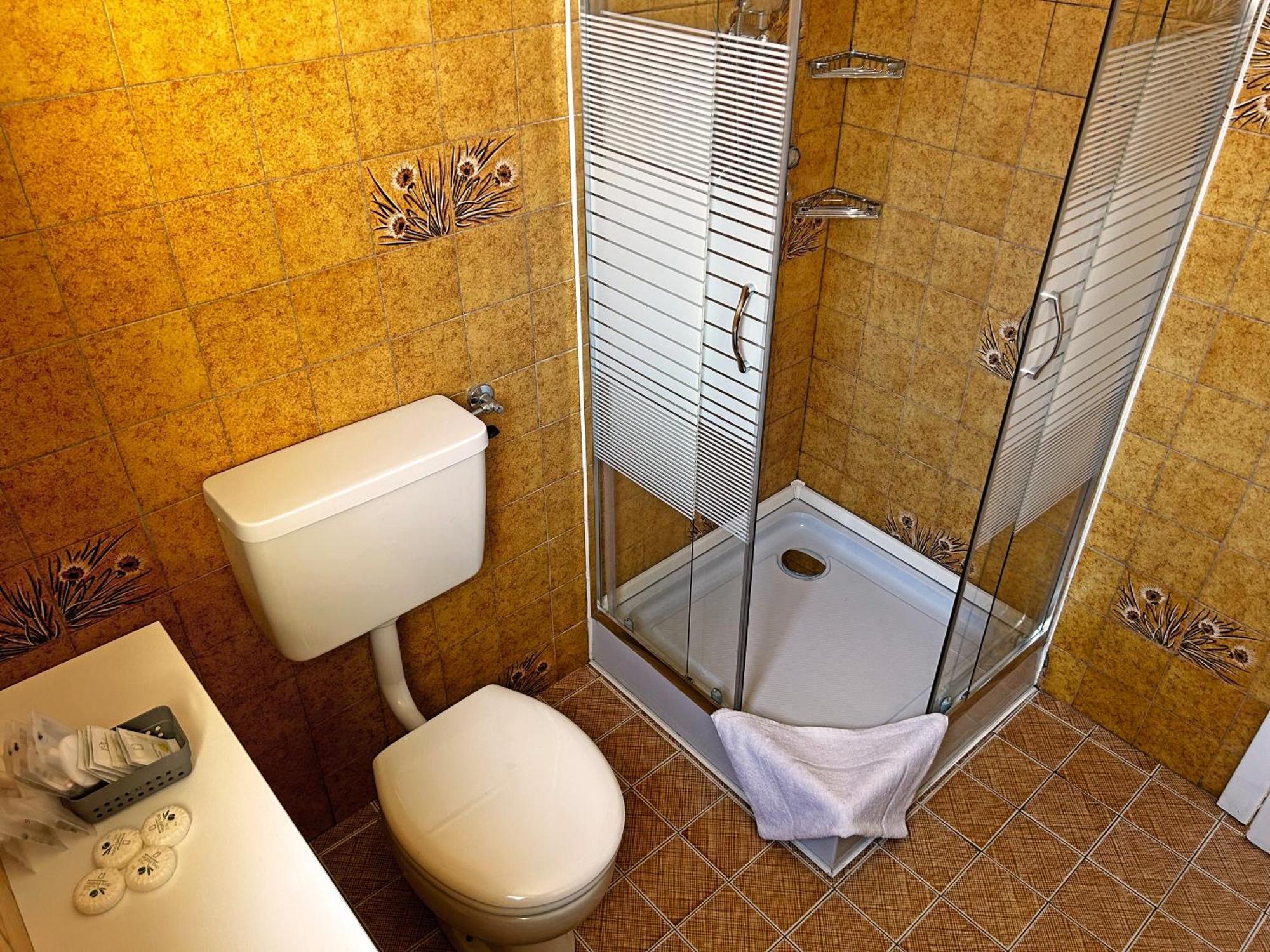 St. Vigilhof Aparthotel Nalles Bagian luar foto